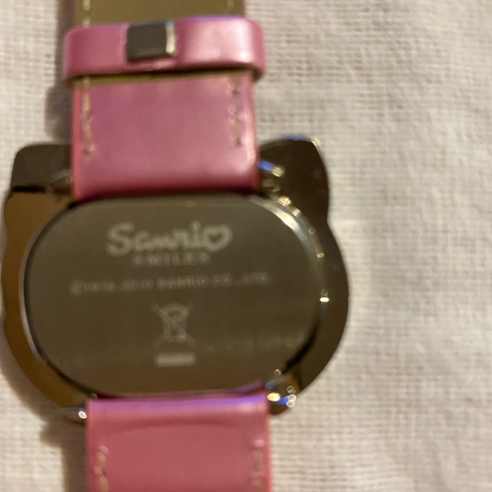 Hello kitty watch - Picture 4 of 5